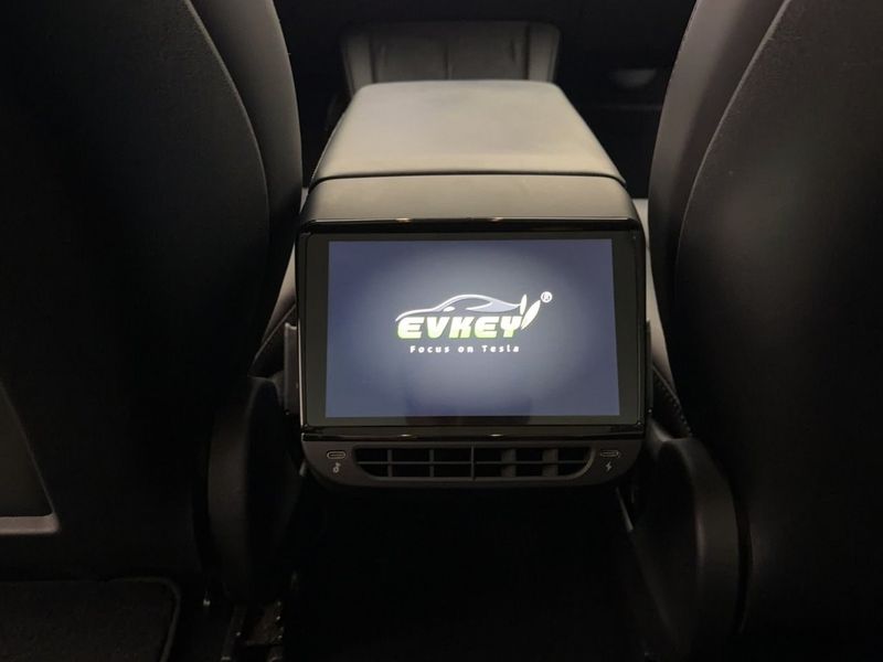Tesla Model 3 bild 15