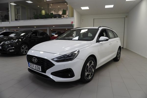 Hyundai i30 1.0 T-GDi 100 hk Aut MHEV Essential Förasspkt LED | Rän - 2025