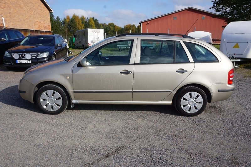 Skoda Fabia bild 4