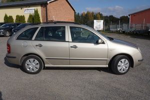 Skoda Fabia bild 2
