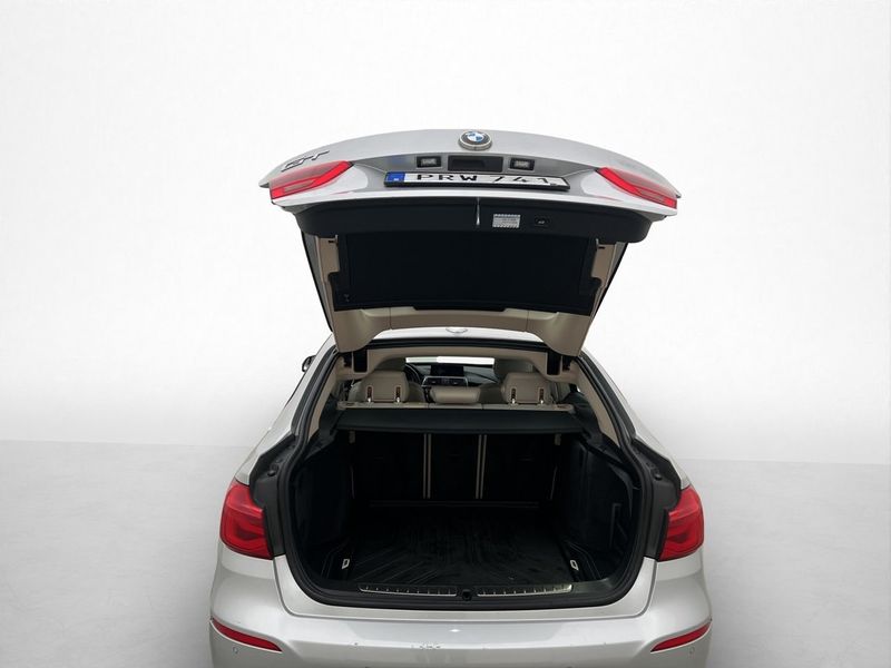 BMW 320 bild 19