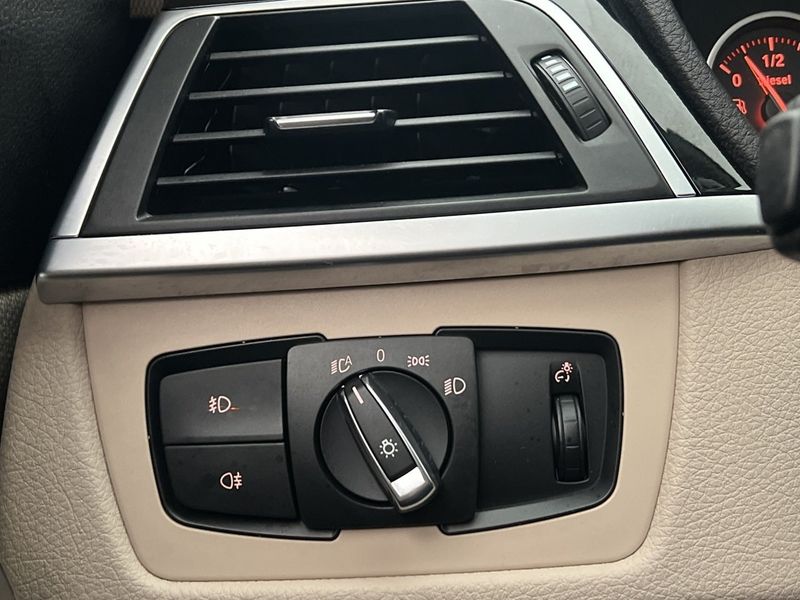 BMW 320 bild 16