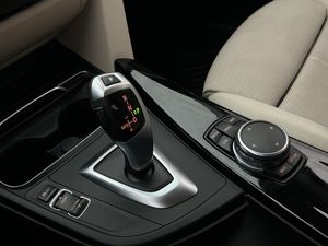 BMW 320 bild 15
