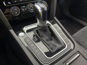 Volkswagen Passat bild 14