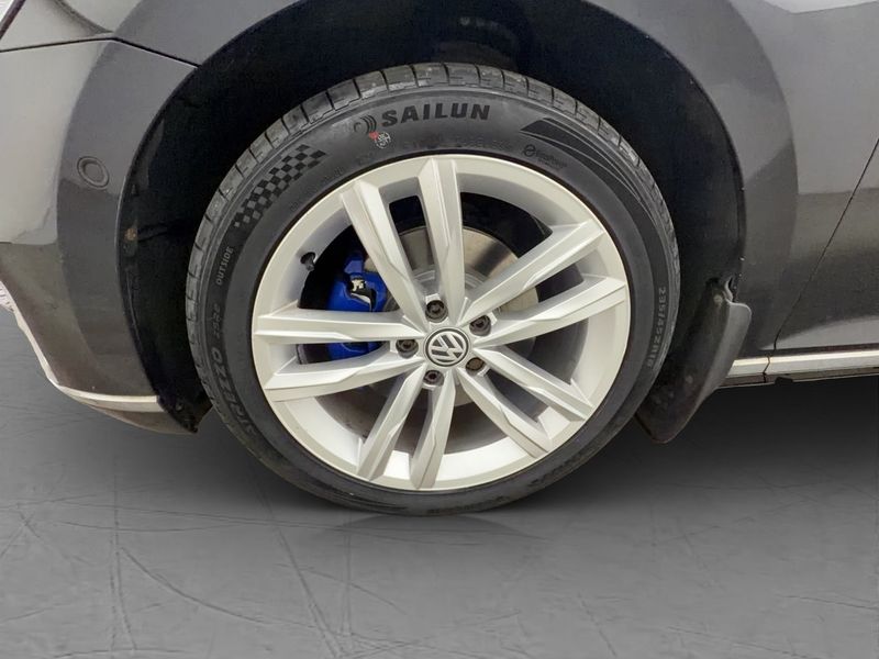 Volkswagen Passat bild 18