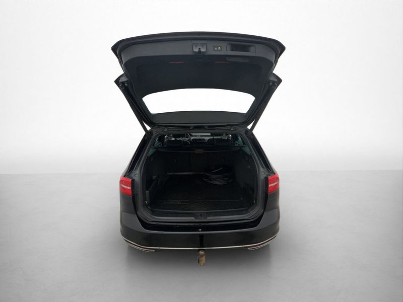 Volkswagen Passat bild 16
