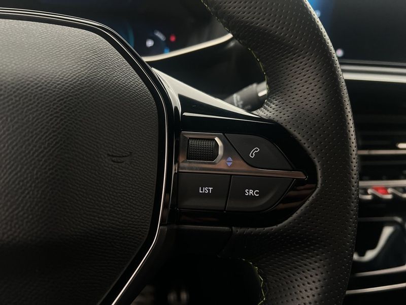 Peugeot e-208 bild 18