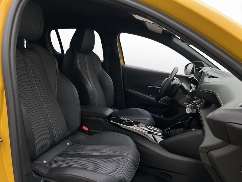 Peugeot e-208 bild 23
