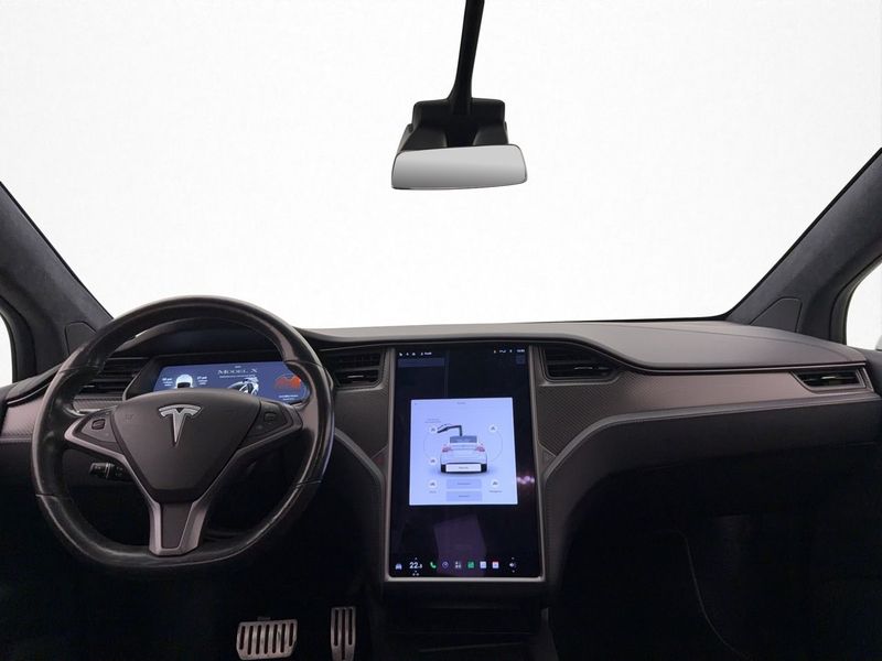 Tesla Model X bild 14