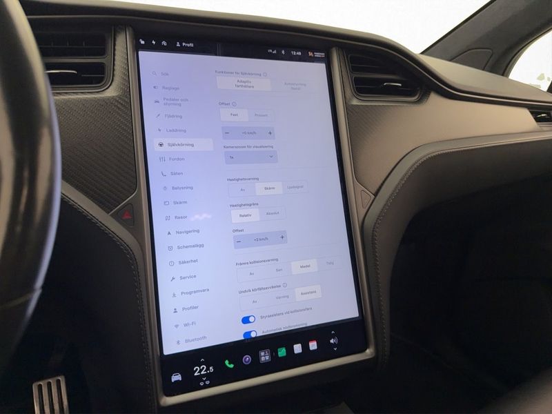 Tesla Model X bild 25