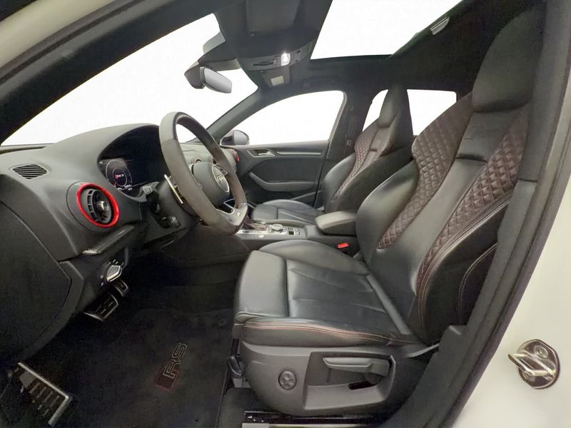 Audi RS3 bild 10