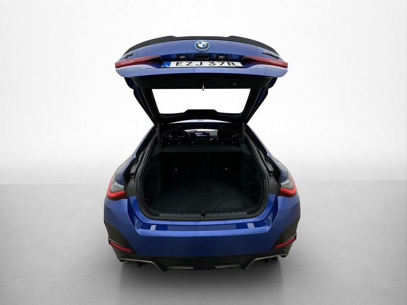 BMW i4 bild 7