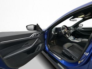 BMW i4 bild 8