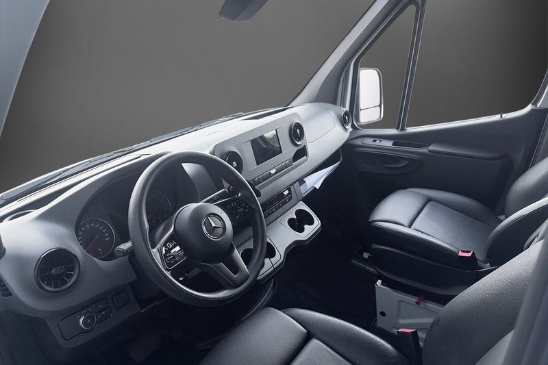 Mercedes Sprinter bild 8