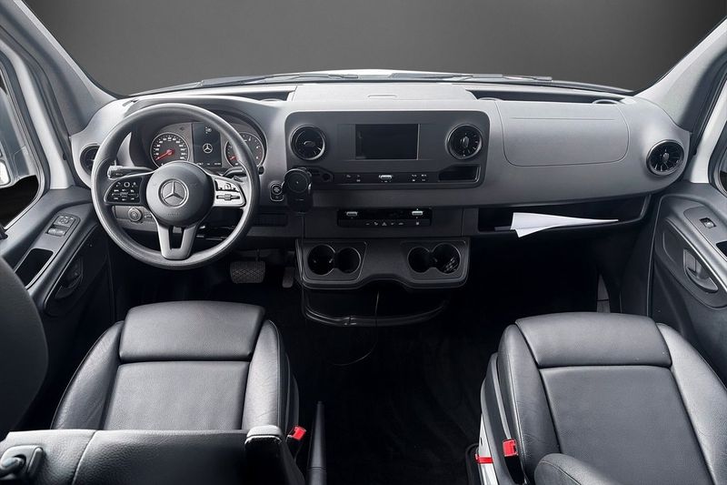 Mercedes Sprinter bild 9