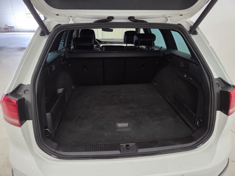 Volkswagen Passat bild 9