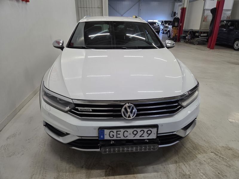 Volkswagen Passat bild 2
