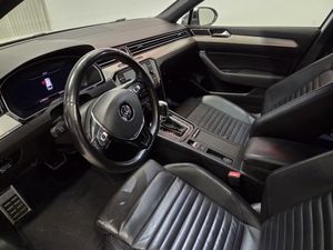 Volkswagen Passat bild 10