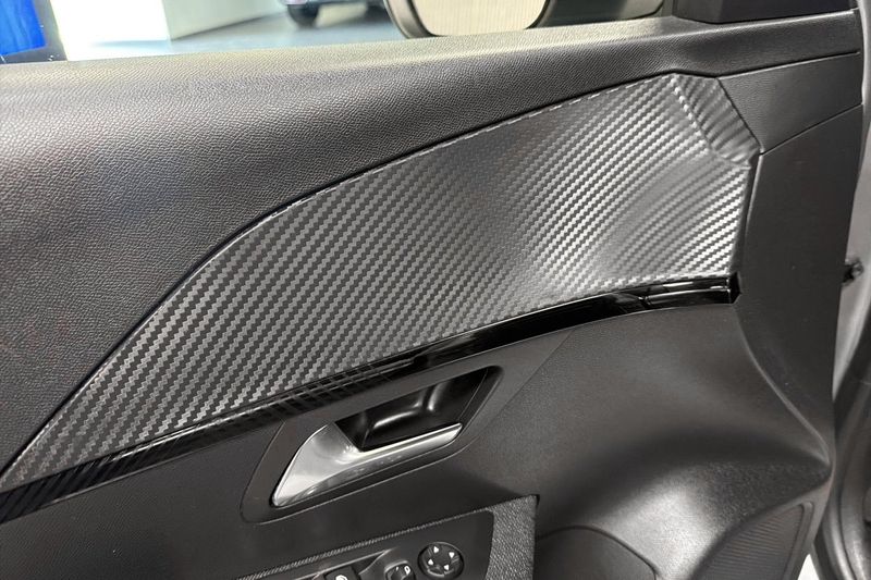 Peugeot 208 bild 13