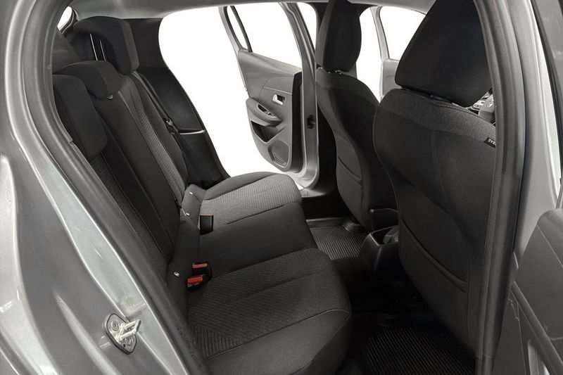 Peugeot 208 bild 11