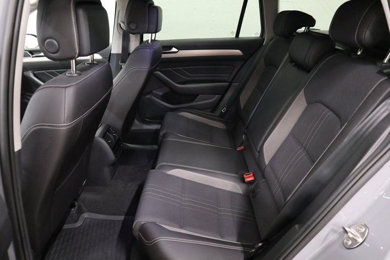 Volkswagen Passat bild 4