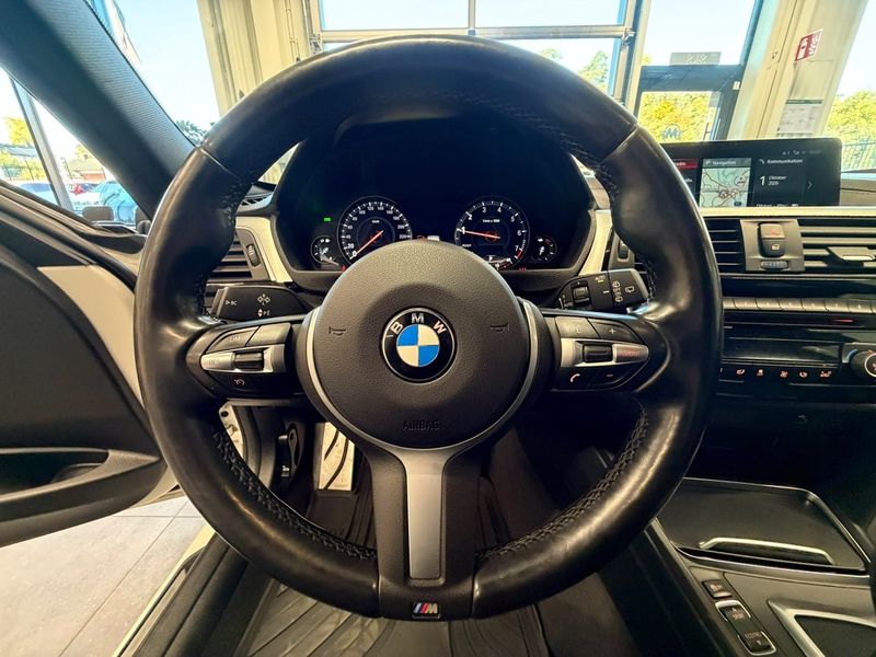 BMW 320 bild 12