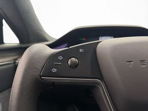 Tesla Model S bild 30