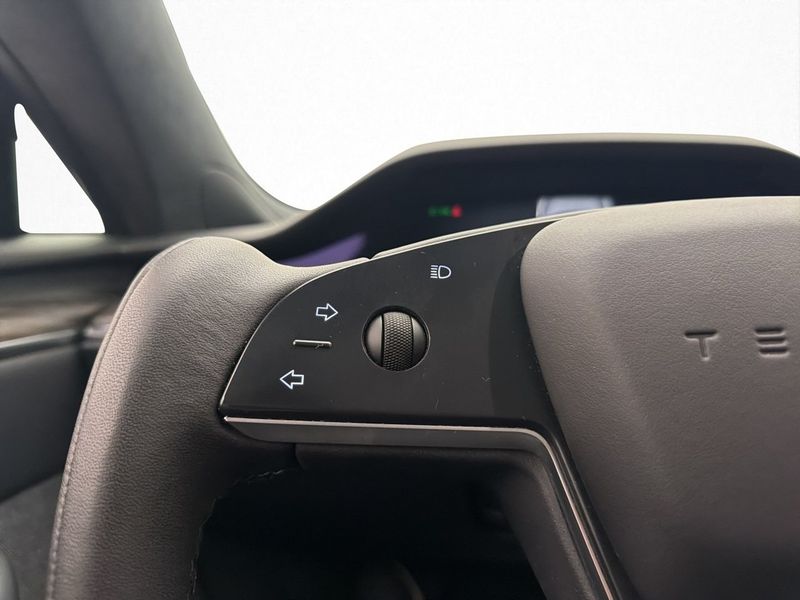 Tesla Model S bild 30