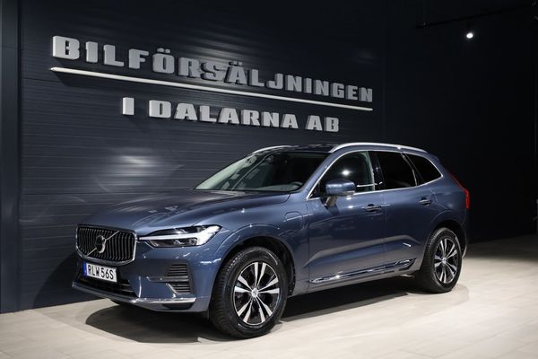 Volvo XC60 Recharge T6 AWD 350hk Core Edition Panoramatak/Dragkrok - 2024