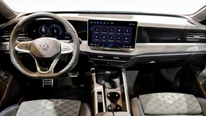 Volkswagen Passat bild 11