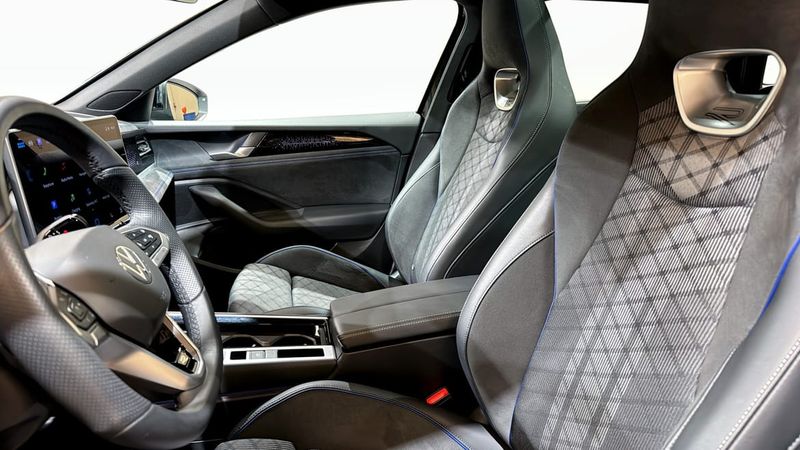 Volkswagen Passat bild 8