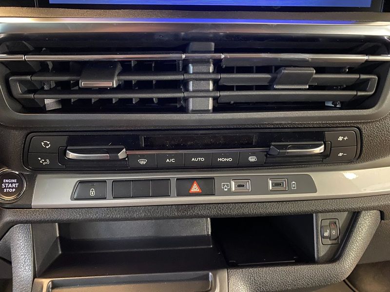 Opel Vivaro bild 30