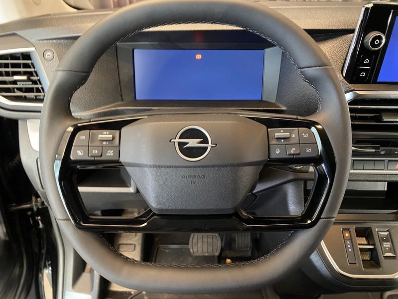 Opel Vivaro bild 26