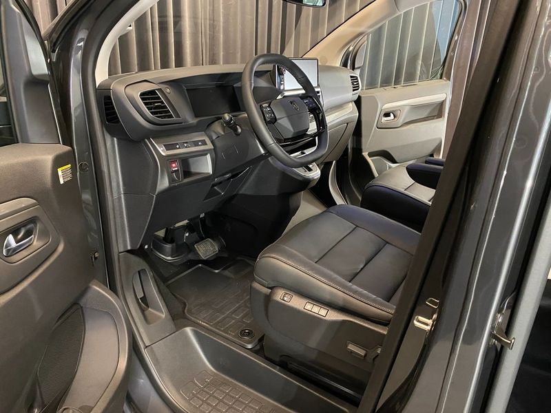Peugeot Traveller bild 24