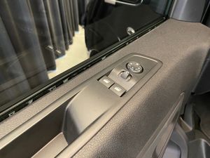Peugeot Traveller bild 26