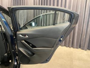 Mazda 3 bild 24