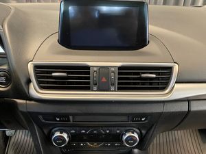 Mazda 3 bild 28