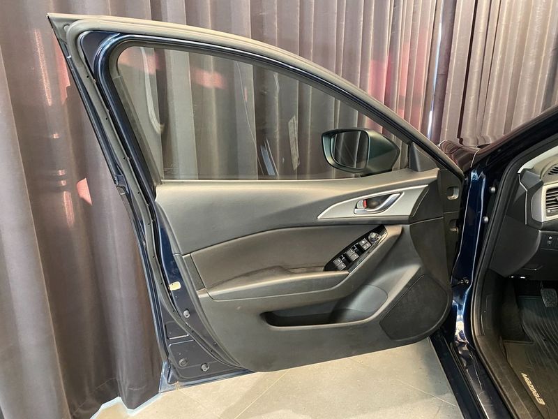 Mazda 3 bild 18