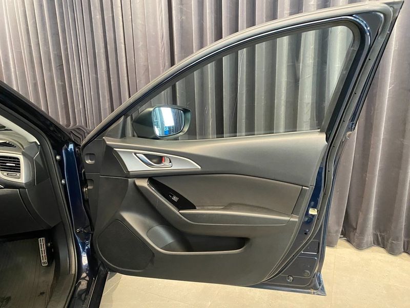 Mazda 3 bild 21
