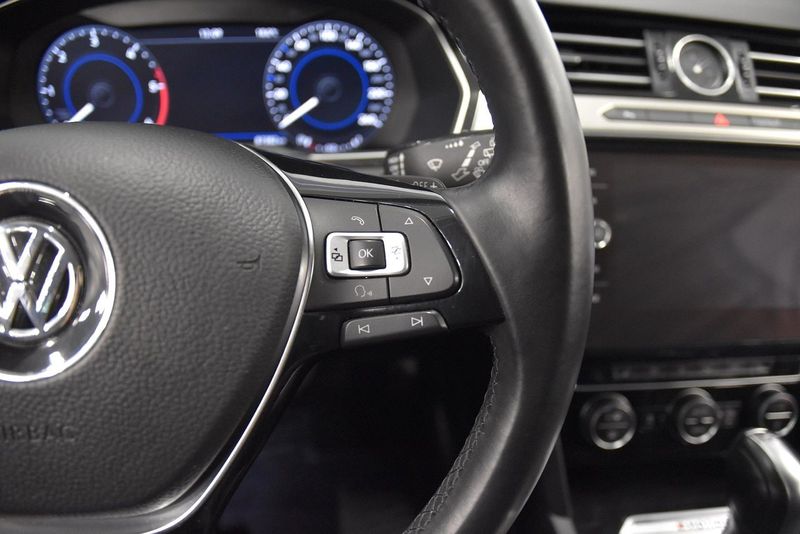 Volkswagen Passat bild 11