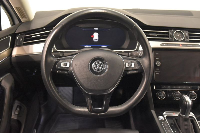 Volkswagen Passat bild 2