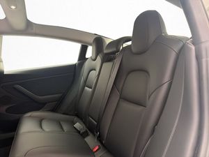 Tesla Model 3 bild 22
