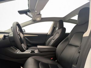 Tesla Model 3 bild 12