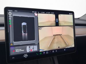 Tesla Model Y bild 18