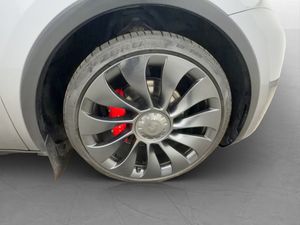 Tesla Model Y bild 33