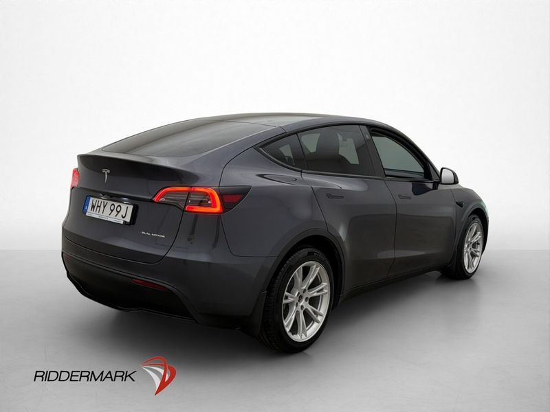 Tesla Model Y bild 8