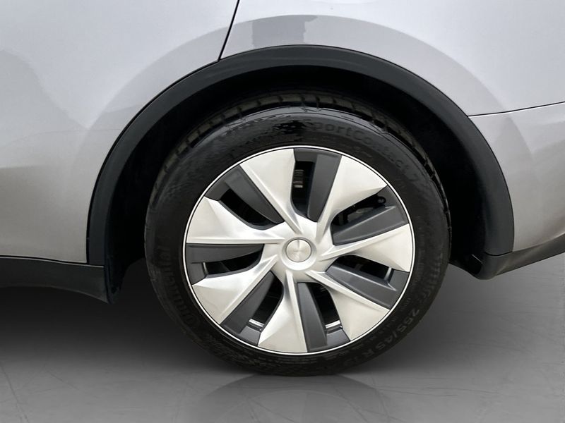 Tesla Model Y bild 29