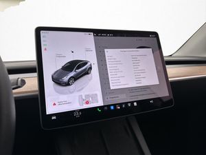 Tesla Model Y bild 24