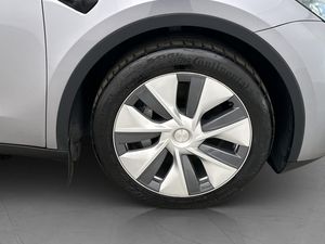 Tesla Model Y bild 31