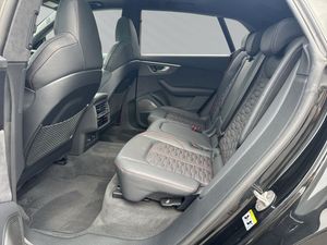 Audi RSQ8 bild 14